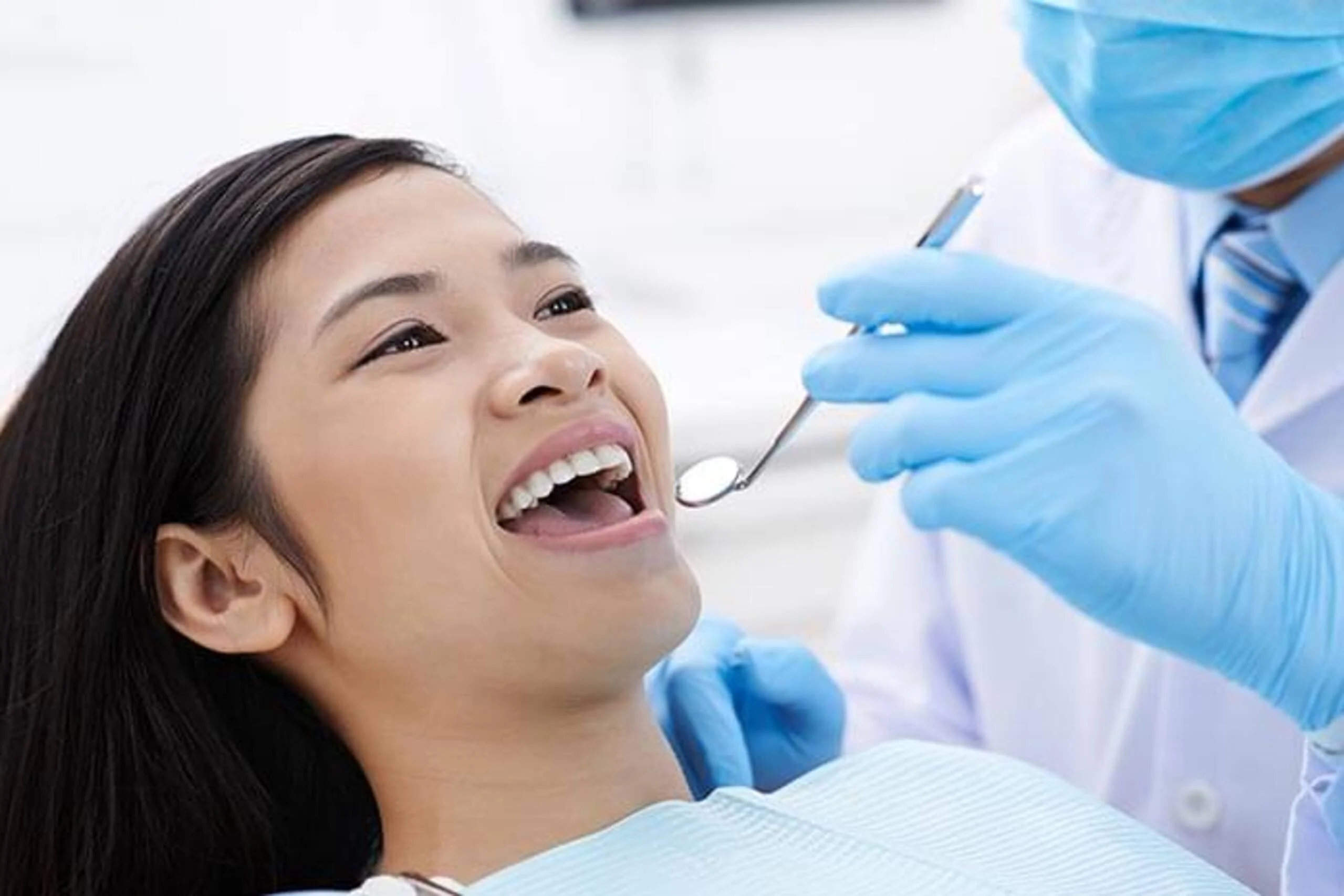 Tips Menjaga Kesehatan Gigi Selama Perawatan di Klinik Gigi Bali