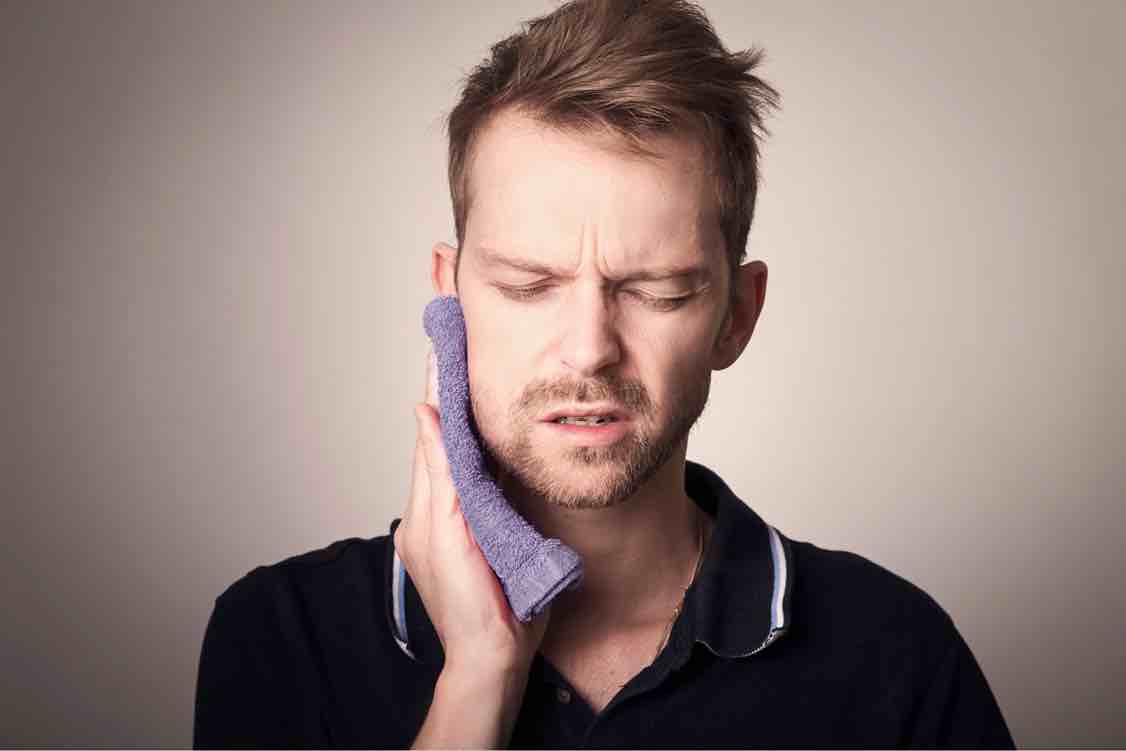 Punya Masalah di Gusi ? Gingivectomy solusisnya