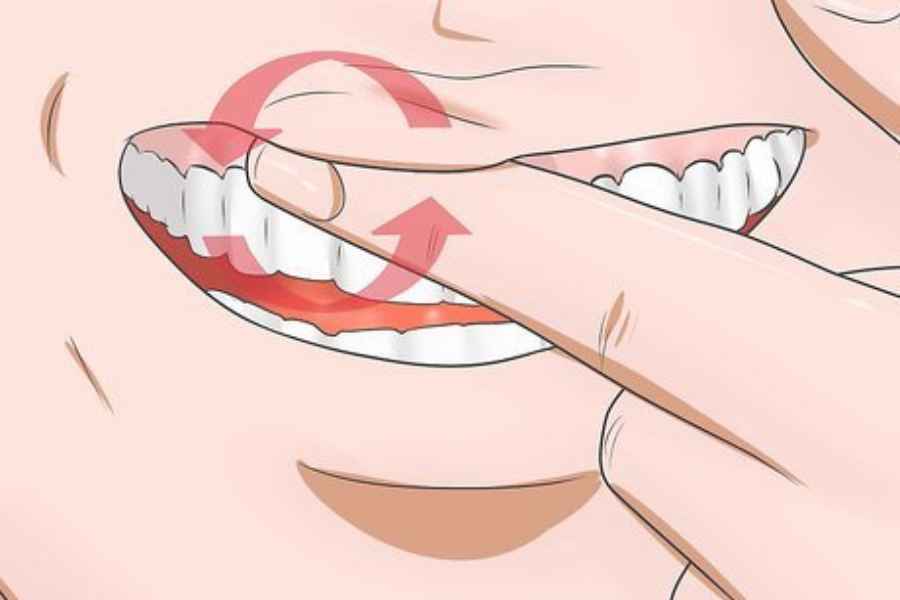 Manfaat Pijat Gusi untuk Bayi