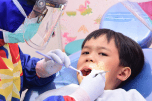 Perbedaan Gigi Susu dan Gigi Dewasa